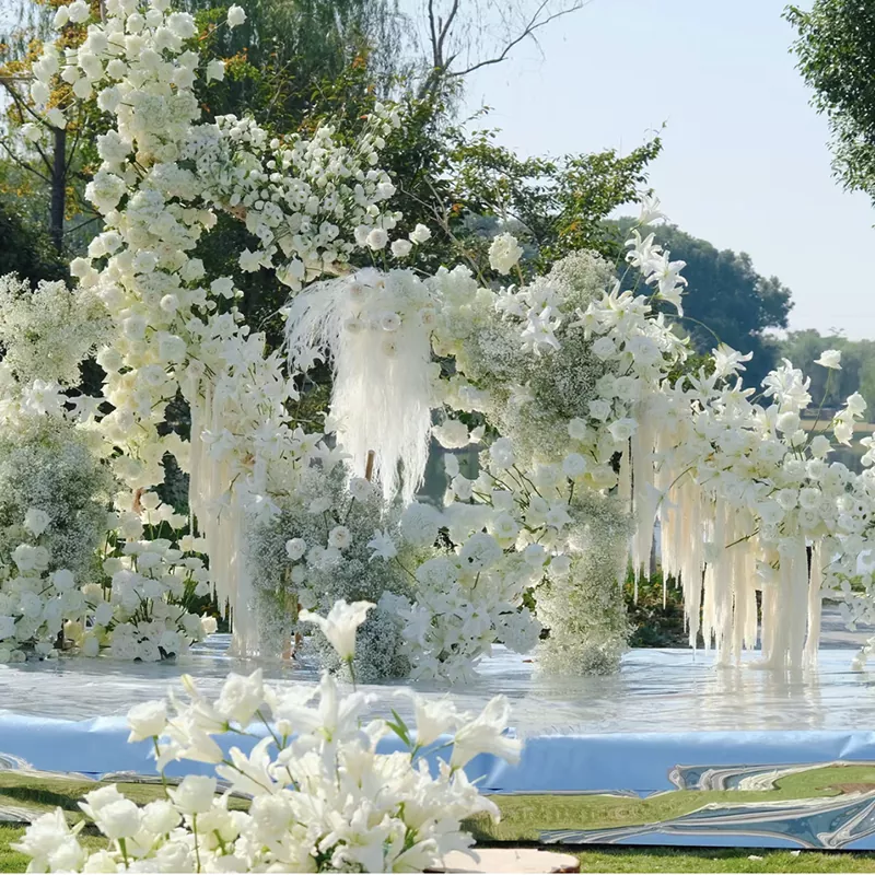 Flores artificiais brancas