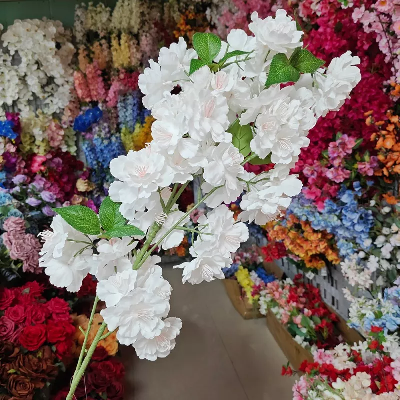 Flores artificiais de flores de cerejeira branca